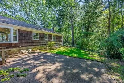 2625 Great Peconic Bay Boulevard, Laurel, NY 11948 - Photo 7