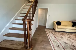 20 Blackburn Ave, Beacon, NY 12508 - Photo 9