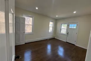 1054 Lydig Ave, Bronx, NY 10461 - Photo 5