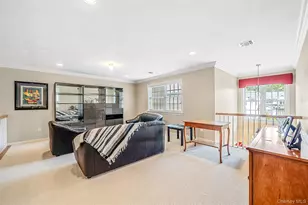 602 Bardini Dr, Melville, NY 11747 - Photo 15