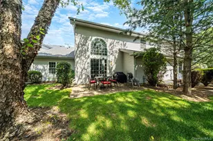 602 Bardini Dr, Melville, NY 11747 - Photo 23