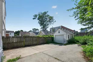92-16 173rd St, Jamaica, NY 11433 - Photo 27