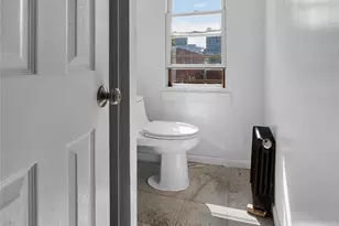 92-16 173rd St, Jamaica, NY 11433 - Photo 19