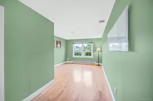 89 Hearthside Dr, Mount Sinai, NY 11766 - Photo 17
