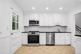 36 Chatham Rd, New Rochelle, NY 10804 - Photo 7