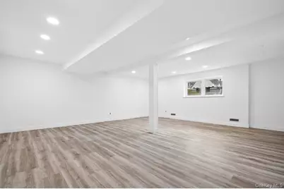 36 Chatham Road, New Rochelle, NY 10804 - Photo 15