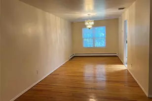 32 Hammond Rd, Glen Cove, NY 11542 - Photo 5