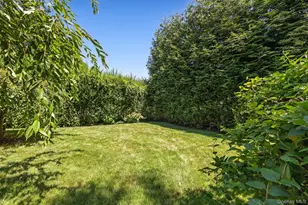 194 Bradley Rd, Scarsdale, NY 10583 - Photo 25