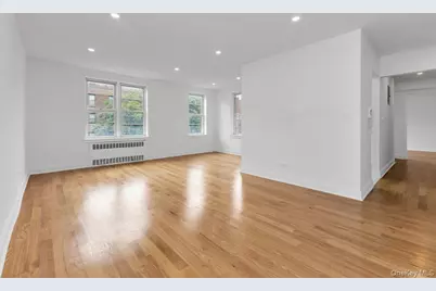 66-33 Yellowstone Boulevard #5D, Forest Hills, NY 11375 - Photo 3