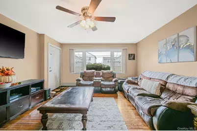776 S 5th Street, Lindenhurst, NY 11757 - Photo 5