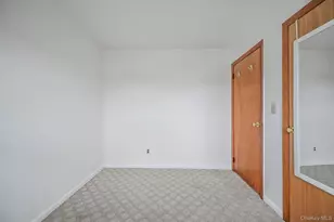 776 S 5th St, Lindenhurst, NY 11757 - Photo 29