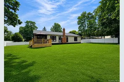 3 Stratford Road, Miller Place, NY 11764 - Photo 25