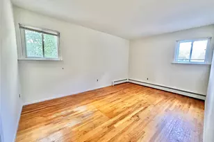 22 Sheppard Ln, Smithtown, NY 11787 - Photo 11