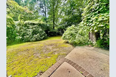 22 Sheppard Lane #B, Smithtown, NY 11787 - Photo 17