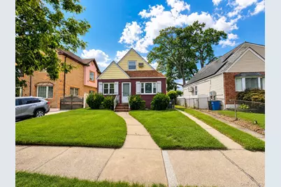 8042 260th Street, Glen Oaks, NY 11004 - Photo 3
