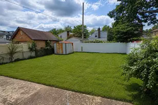80-42 260th St, Glen Oaks, NY 11004 - Photo 21