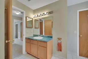 101 Lexington Dr, Newburgh, NY 12550 - Photo 15