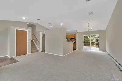 101 Lexington Drive, Newburgh, NY 12550 - Photo 7