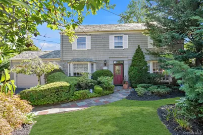 1559 Pebble Lane, Hewlett, NY 11557 - Photo 1