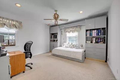 1559 Pebble Lane, Hewlett, NY 11557 - Photo 17