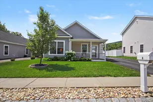 4 Alex Ct, Highland, NY 12528 - Photo 3