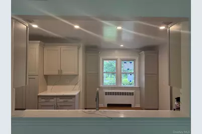 135 Worthington Road, White Plains, NY 10607 - Photo 7