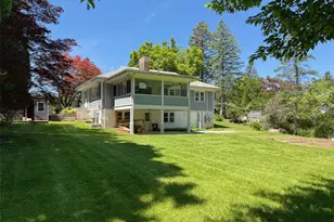 135 Worthington Rd, White Plains, NY 10607 - Photo 23