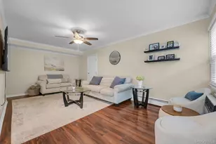 1108 Towne House Village, Hauppauge, NY 11749 - Photo 3