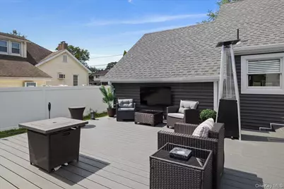 308 McCall Avenue, West Islip, NY 11795 - Photo 23