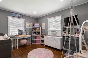 308 McCall Ave, West Islip, NY 11795 - Photo 15