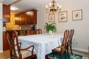 22 N Forest Ave, Rockville Centre, NY 11570 - Photo 9