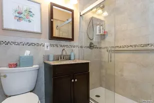 22 N Forest Ave, Rockville Centre, NY 11570 - Photo 19