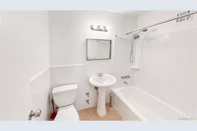 60-11 Broadway #3L, Woodside, NY 11377 - Photo 9