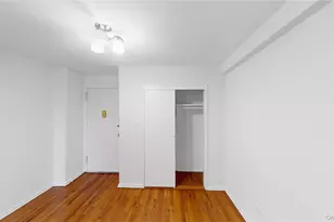 60-11 Broadway, Woodside, NY 11377 - Photo 13