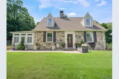 11 Viohl Way, Garnerville, NY 10923 - Photo 1