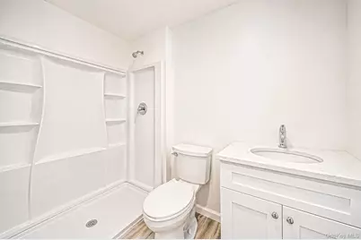 361 Decatur Avenue, Shirley, NY 11967 - Photo 29