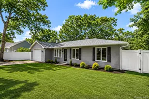 361 Decatur Ave, Shirley, NY 11967 - Photo 5