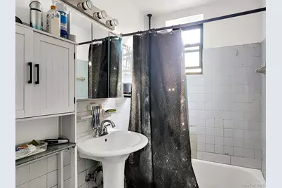 83-30 Vietor Avenue #716, Elmhurst, NY 11373 - Photo 5