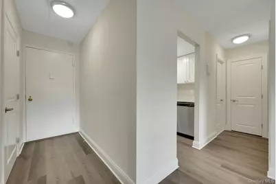 2 Park Avenue #3H, Eastchester, NY 10709 - Photo 3