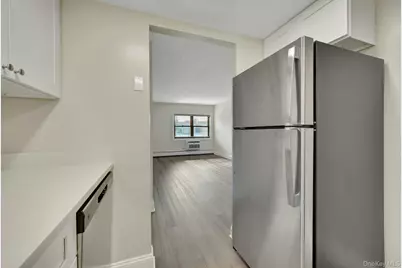 2 Park Avenue #3H, Eastchester, NY 10709 - Photo 9