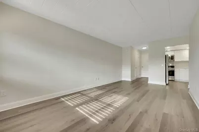 2 Park Avenue #3H, Eastchester, NY 10709 - Photo 7