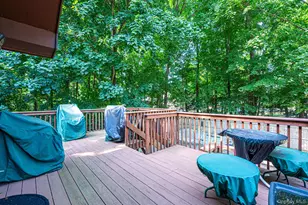 48 Oak Ave, Smithtown, NY 11787 - Photo 35