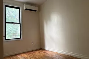 342 E 194th St, Bronx, NY 10458 - Photo 9
