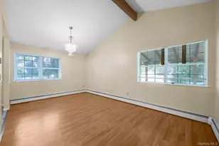 66 Norfleet Ln, Coram, NY 11727 - Photo 5