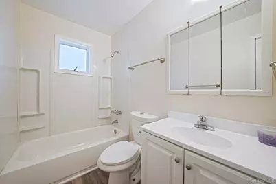 66 Norfleet Lane, Coram, NY 11727 - Photo 15