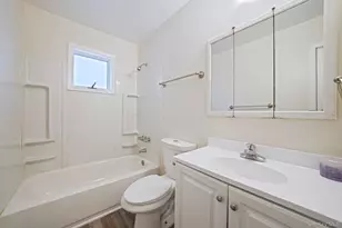 66 Norfleet Ln, Coram, NY 11727 - Photo 15