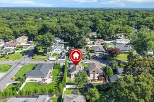 256 Deer Rd, Ronkonkoma, NY 11779 - Photo 25