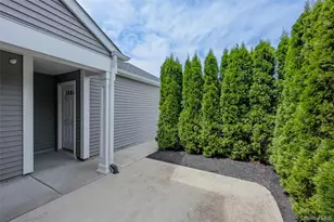 6 Grace Hall Ln, Yaphank, NY 11980 - Photo 39