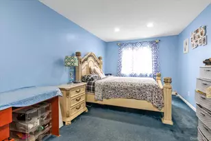 433 Atlantic Ave, Freeport, NY 11520 - Photo 11