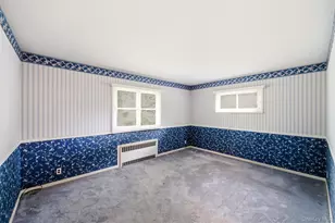 155 Hoover Pl, Centerport, NY 11721 - Photo 9